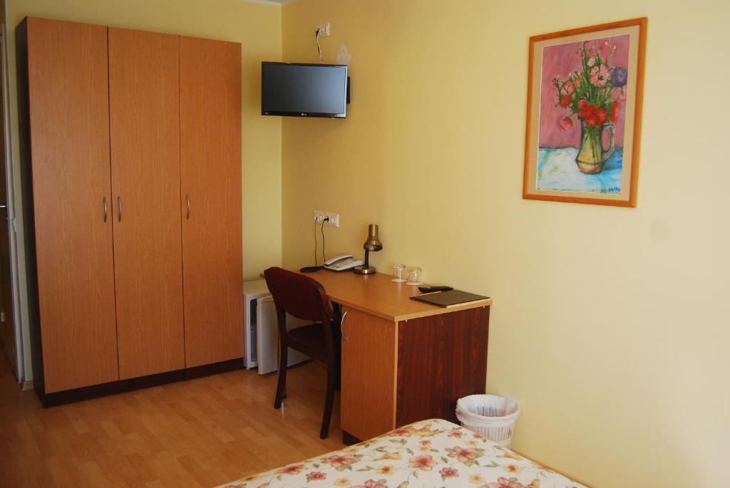 Mardi Hotel Курессааре Экстерьер фото